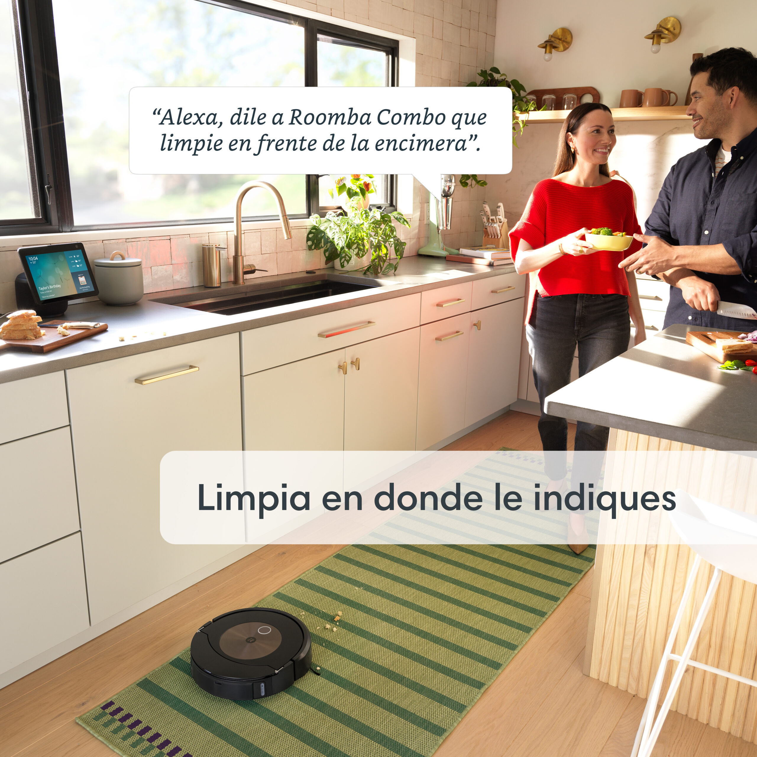 RoombaCombo_j9_Photo_Lifestyle_Kitchen_Cooking_Alexa_Caption_Overlay_Voice_4000x4000_es-LA-scaled