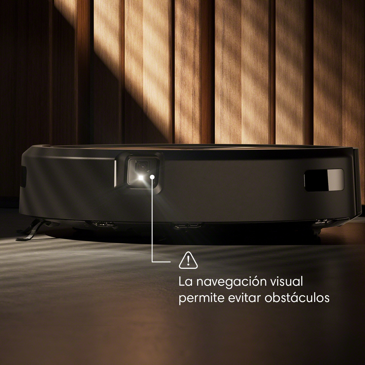 Roomba_RoombaCombo_j_Series_Photo_Exploratory_Camera_Overlay_1500x1500_es-LA.jpg